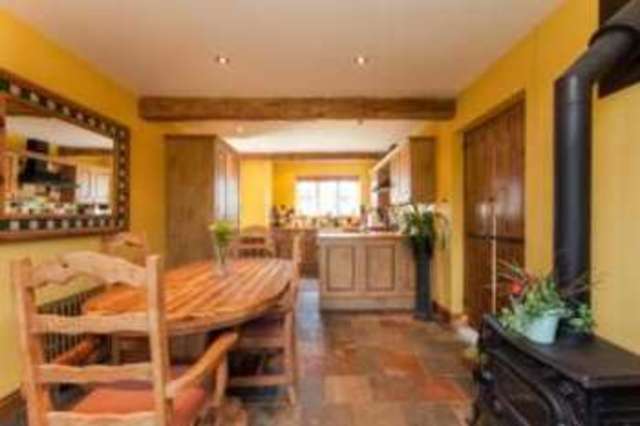  Image of 3 Bedroom Detached  For Sale at Shripney Lane Bognor Regis Shripney, PO22 9NU