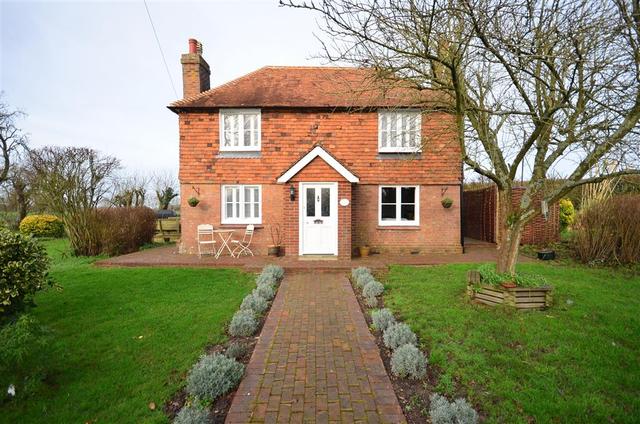  Image of 3 Bedroom Detached  For Sale at Headcorn Ashford Headcorn, TN27 9PE