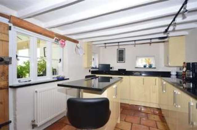  Image of 3 Bedroom Detached  For Sale at Headcorn Ashford Headcorn, TN27 9PE