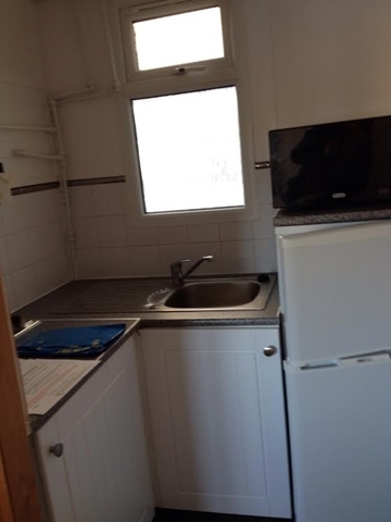  Image of Studio  To Rent at Ducks Walk  Twickenham, TW1 2DD