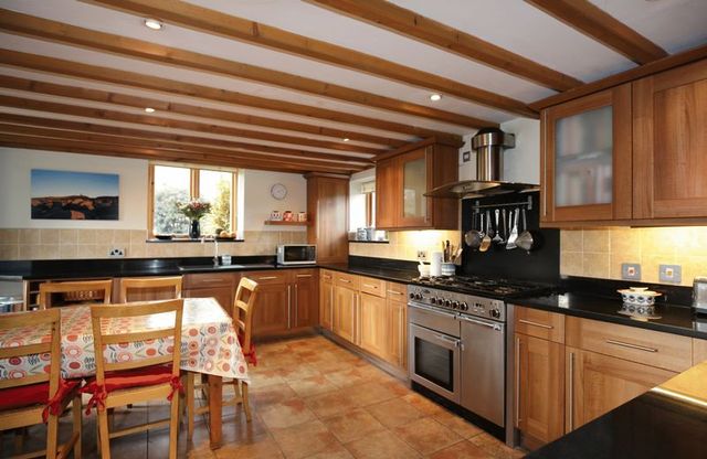 kitchen Image of 4 Bedroom Semi-Detached For Sale at Stanton Hill Stanton-by-Bridge, DE73 7NF Image of kitchen