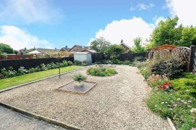  Image of 3 Bedroom Detached  For Sale at Truelocks Way  Wantage, OX12 7EF