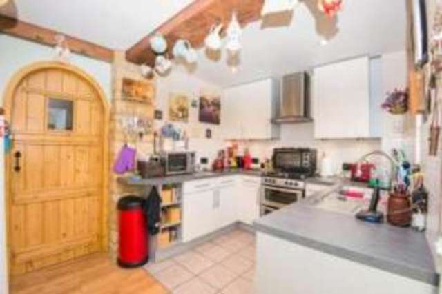  Image of 3 Bedroom End Of Terrace  For Sale at Main Street Long Compton Long Compton, CV36 5JG