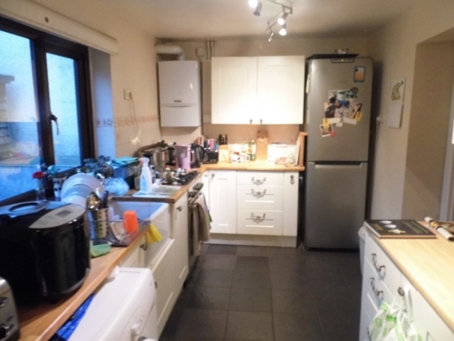  Image of 4 Bedroom Semi-Detached  For Sale at Caerphilly NP11 3PL Caerphilly, NP11 3PL