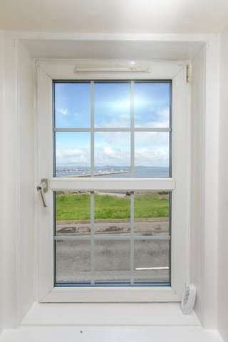  Image of 2 Bedroom Cottage  For Sale at East Cottages  Edinburgh, EH5 1ET