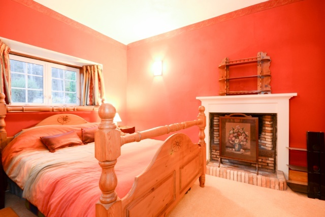  Image of 2 Bedroom Cottage  For Sale at Drums Cottages  Kirriemuir, DD8 4QR