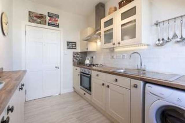  Image of 1 Bedroom Flat  For Sale at Manse Road  Edinburgh, EH12 7SS