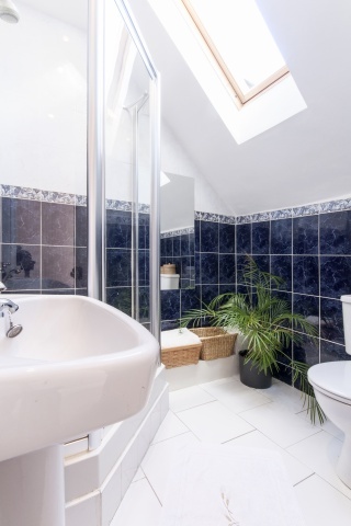  Image of 1 Bedroom Flat  For Sale at Manse Road  Edinburgh, EH12 7SS