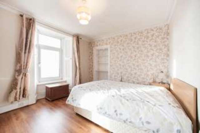  Image of 4 Bedroom Detached  For Sale at .  Tighnabruaich, PA21 2DS