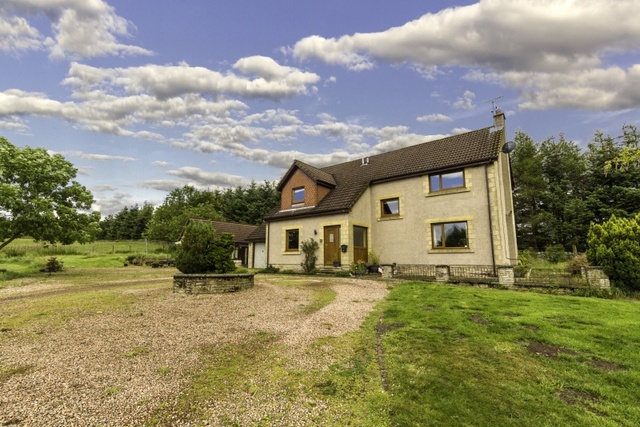  Image of 7 Bedroom Detached  For Sale at Path of Condie  Glenfarg, PH2 9DP