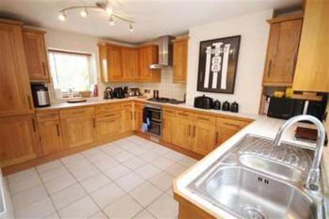  Image of 2 Bedroom Semi-Detached  For Sale at Durrington, BN13 2PU