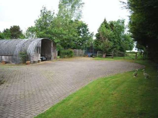  Image of 5 Bedroom Detached  For Sale at Main Street Garton-on-the-Wolds Driffield, YO25 3EU