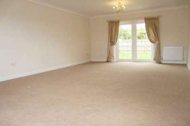  Image of 3 Bedroom Semi-Detached  To Rent at Goring Lane Goddards Green Reading, RG7 3BA
