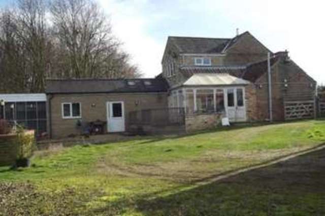  Image of 3 Bedroom Cottage  For Sale at St. Neots Bedfordshire Duloe, PE19 5HP
