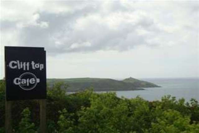  Image of 3 Bedroom Detached to rent at Torpoint, PL11 3EN