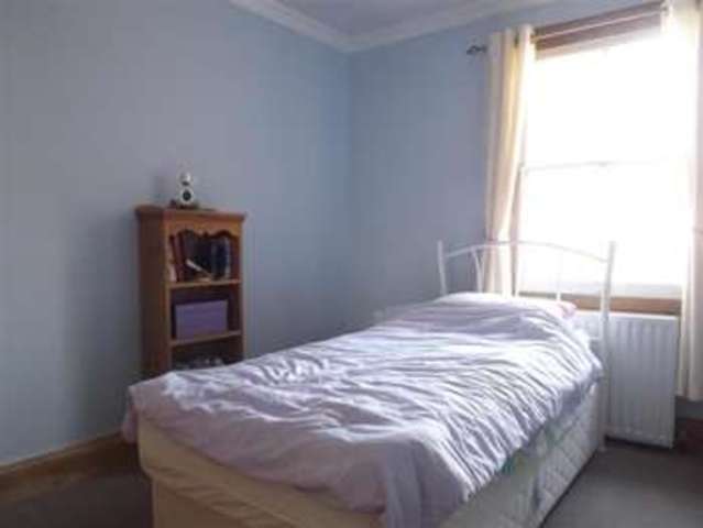  Image of 3 Bedroom Semi-Detached for sale at Headcorn Ashford Headcorn, TN27 9SB