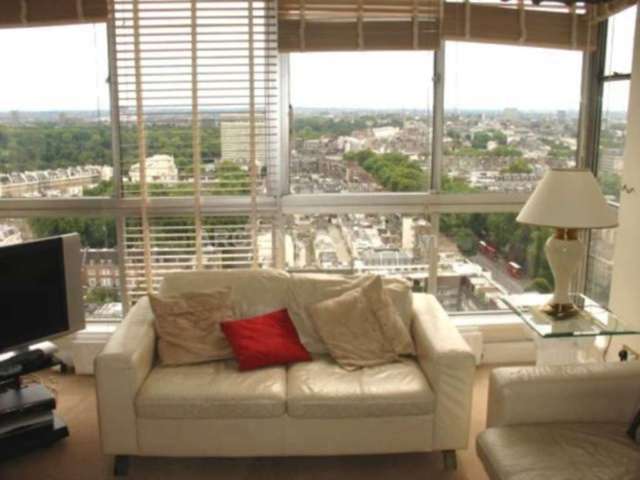  Image of 3 Bedroom Apartment for sale at Cambridge Square Edgware Road London, W2 2PJ