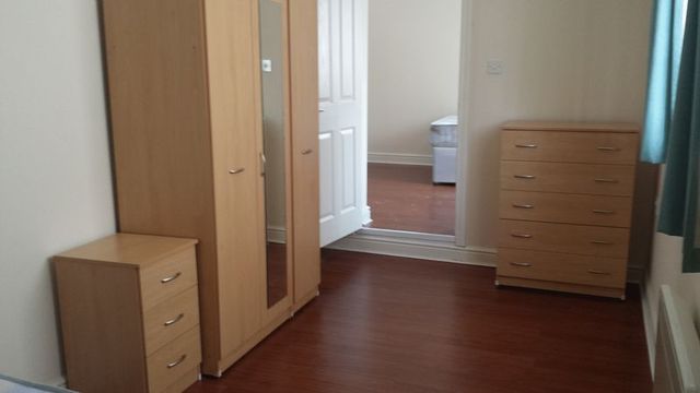  Image of 1 Bedroom Flat  To Rent at Shaftesbury Road  Leicester, LE3 0QN