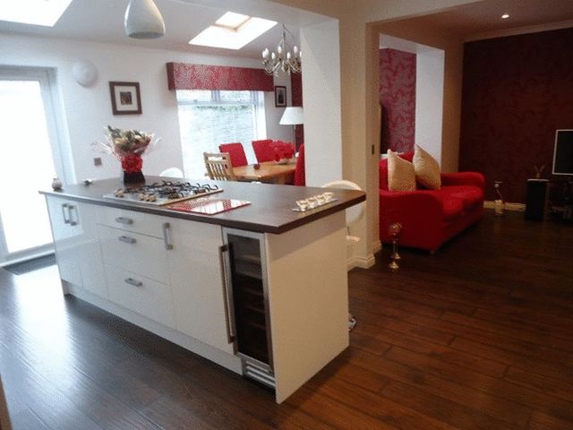 Image of 3 Bedroom Detached  For Sale at Caledonian Road  Alloa, FK10 1NS