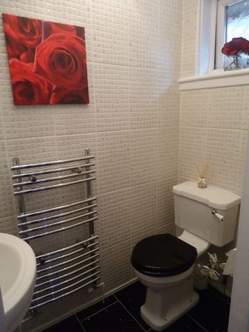  Image of 3 Bedroom Detached  For Sale at Caledonian Road  Alloa, FK10 1NS