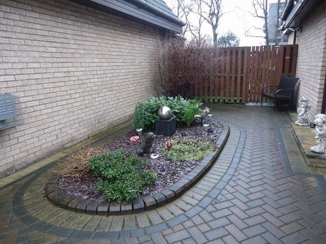  Image of 3 Bedroom Detached  For Sale at Caledonian Road  Alloa, FK10 1NS