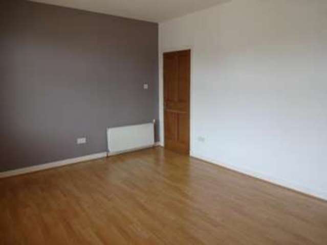  Image of 2 Bedroom Flat  For Sale at Dundee, DD3 6EE