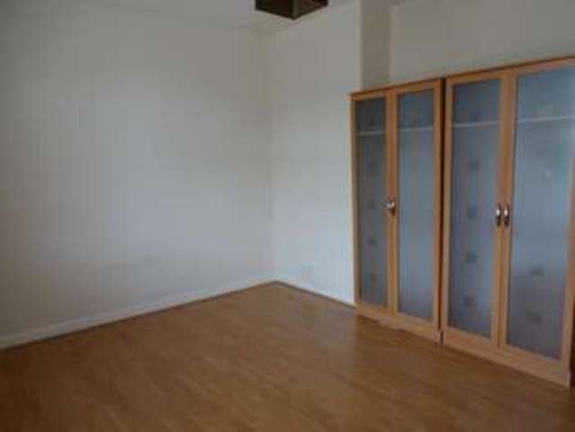  Image of 2 Bedroom Flat  For Sale at Dundee, DD3 6EE