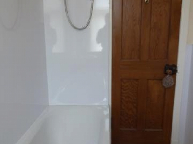  Image of 2 Bedroom Flat  For Sale at Dundee, DD3 6EE