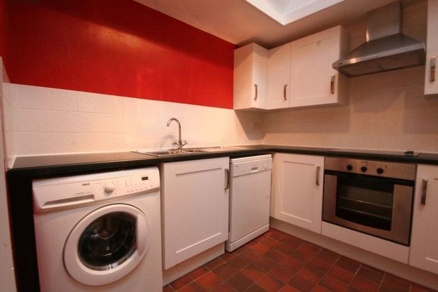  Image of 2 Bedroom Bungalow  To Rent at Ponsanooth Truro, TR3 7HL