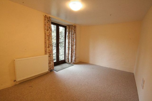  Image of 2 Bedroom Bungalow  To Rent at Ponsanooth Truro, TR3 7HL