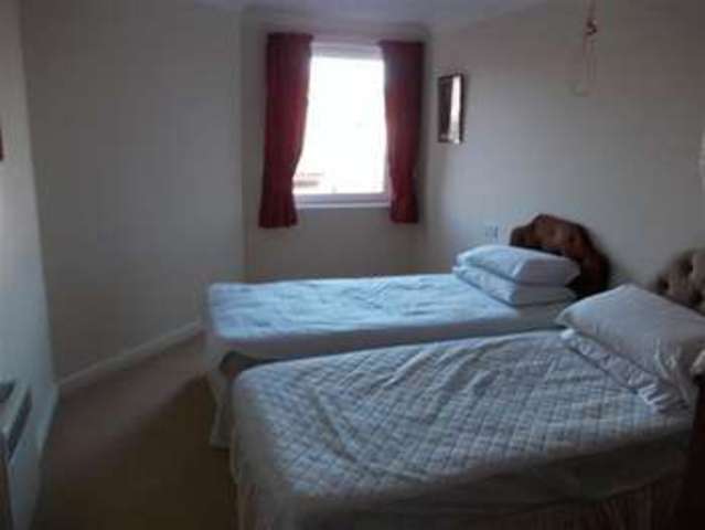  Image of 2 Bedroom Flat  For Sale at Kirkton Place  Forfar, DD8 2DX