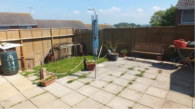  Image of 3 Bedroom Semi-Detached  For Sale at Vearse Close  Bridport, DT6 5BE