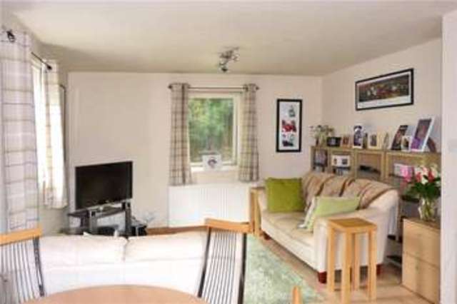  Image of 2 Bedroom Apartment  For Sale at Old Bridge Rise Ilkley Ilkley, LS29 9HH