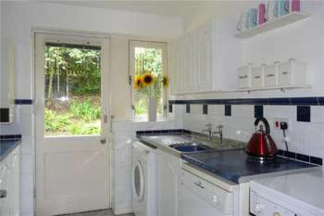  Image of 2 Bedroom Apartment  For Sale at Old Bridge Rise Ilkley Ilkley, LS29 9HH