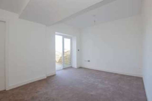  Image of 2 Bedroom Flat  For Sale at 482 Bolton Road Aspull Wigan, WN2 1PX