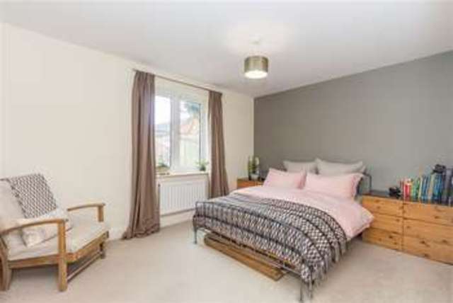  Image of 2 Bedroom Flat  For Sale at 4,Riverpark Way  Northfield, B31 2GB