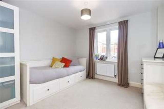  Image of 2 Bedroom Flat  For Sale at 4,Riverpark Way  Northfield, B31 2GB
