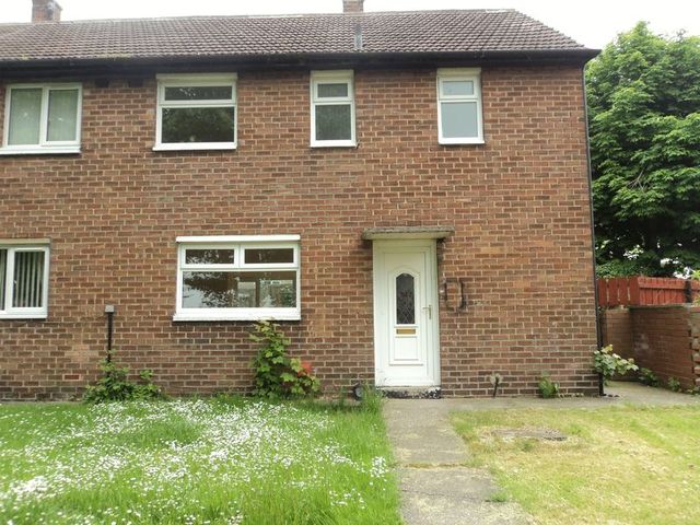  Image of 3 Bedroom Terraced  To Rent at Harvey Close  Peterlee, SR8 5HZ