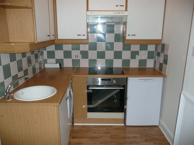  Image of 2 Bedroom Flat  To Rent at Leith Walk Edinburgh Edinburgh, EH7 5NA