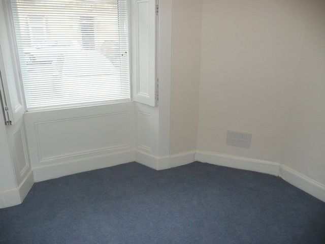  Image of 2 Bedroom Flat  To Rent at Leith Walk Edinburgh Edinburgh, EH7 5NA