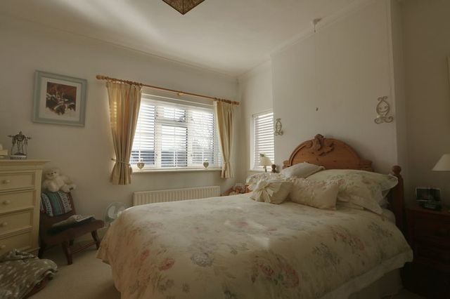 Image of 2 Bedroom Semi-Detached  For Sale at Aldreth Road  Haddenham, CB6 3PW