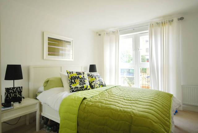  Image of 2 Bedroom Flat  For Sale at Amhurst Road  Shacklewell, E8 2BS