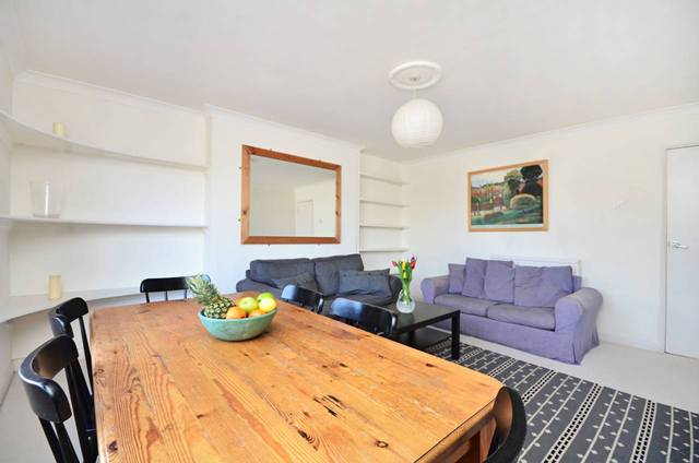  Image of 2 Bedroom Flat  For Sale at Amhurst Road  Hackney, E8 2AW