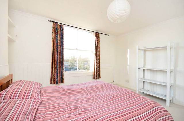  Image of 2 Bedroom Flat  For Sale at Amhurst Road  Hackney, E8 2AW