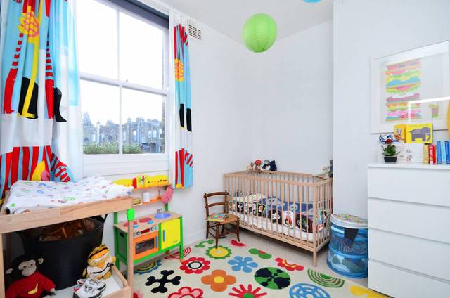  Image of 2 Bedroom Flat  For Sale at Amhurst Road  Stoke Newington, N16 7UX