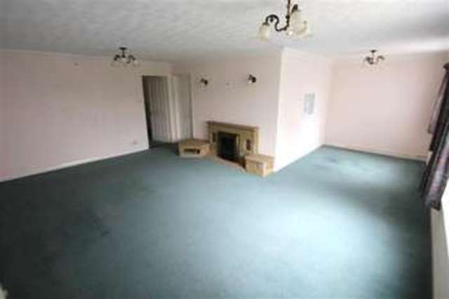  Image of 3 Bedroom Bungalow  For Sale at Martlesham, IP12 4TG