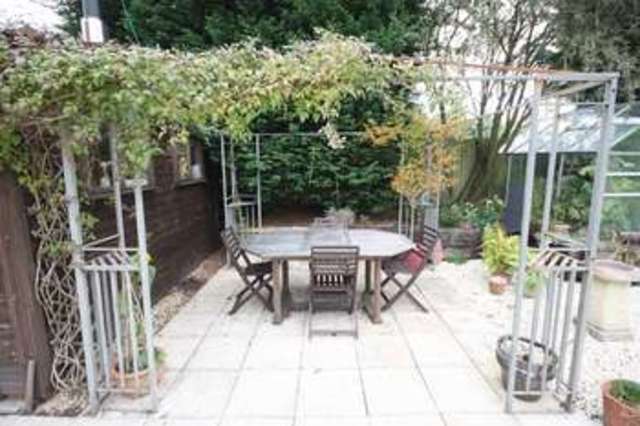  Image of 4 Bedroom Detached  For Sale at Antrobus Close  Warwick, CV35 7BW