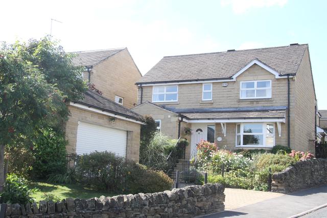  Image of 4 Bedroom Detached  For Sale at Bradford  Calverley, BD10 9TP