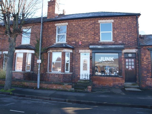  Image of 3 Bedroom Semi-Detached  For Sale at Appleton Gate  Newark, NG24 1LR