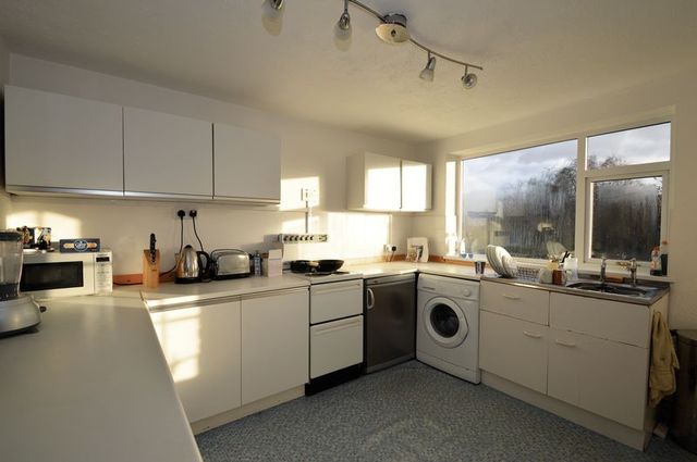  Image of 2 Bedroom Flat  For Sale at Arthur Road Erdington Birmingham, B24 9EY